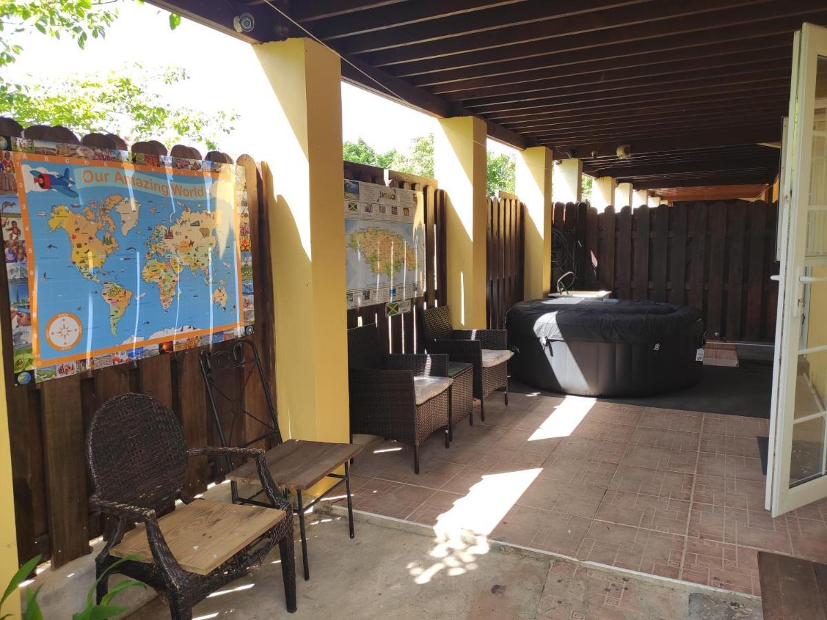Montego Bay Garden Studio 外观 照片